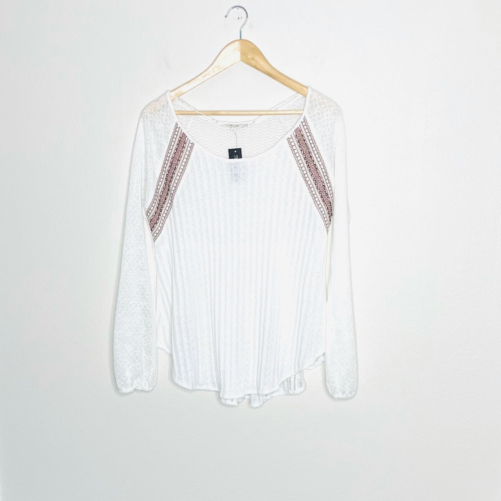 NWT Miss Me Mix March Sweater Top